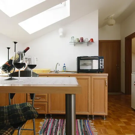 Apartment Maya City Centar - Ae1561 ザダル