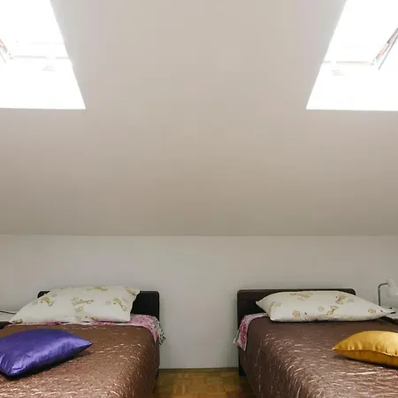 Apartment Maya City Centar - Ae1561 ザダル